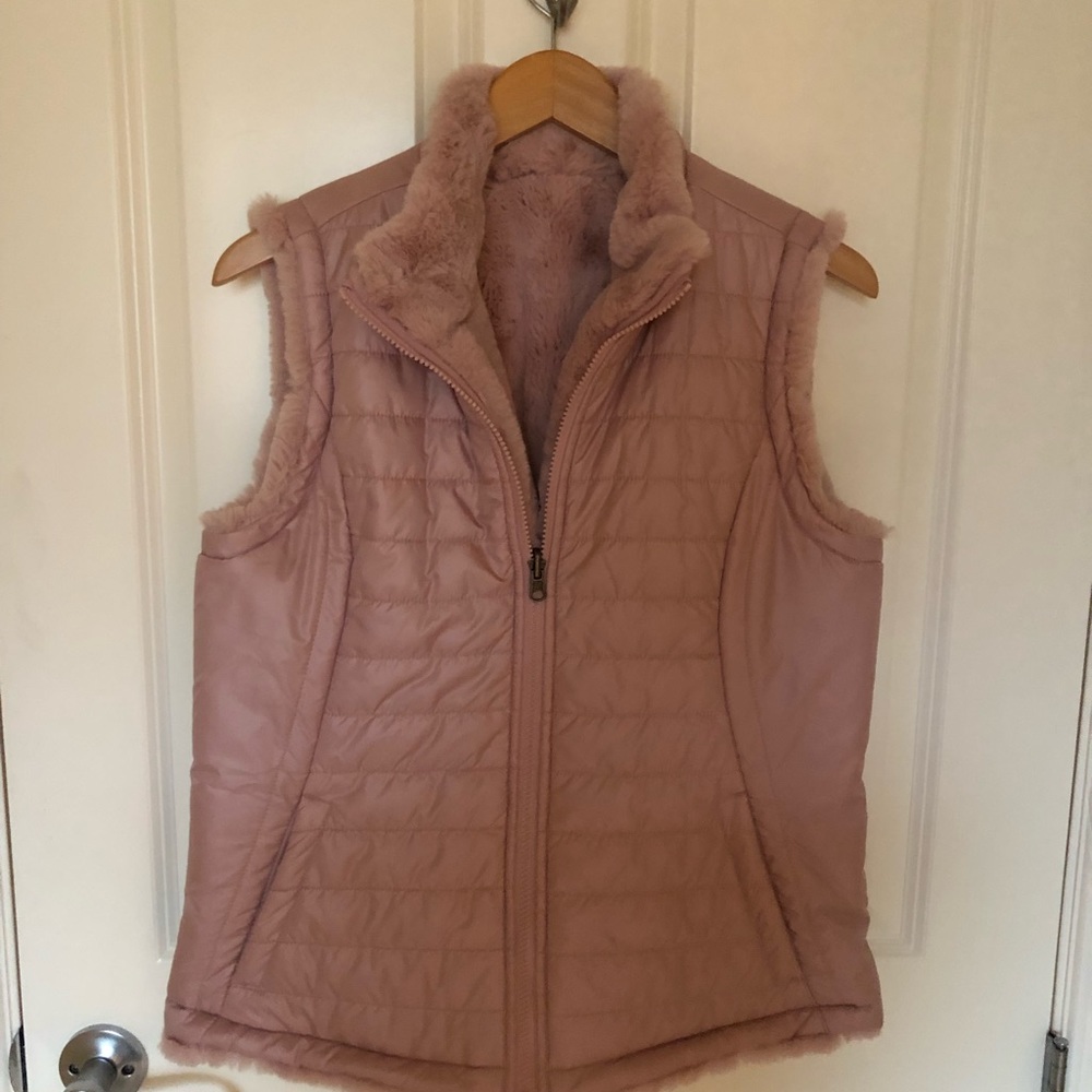 Pink Reversible Vest. Nylon/Plush. In Seam Pockets.